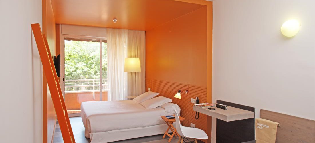 Chic Basic Ramblas Barcelona